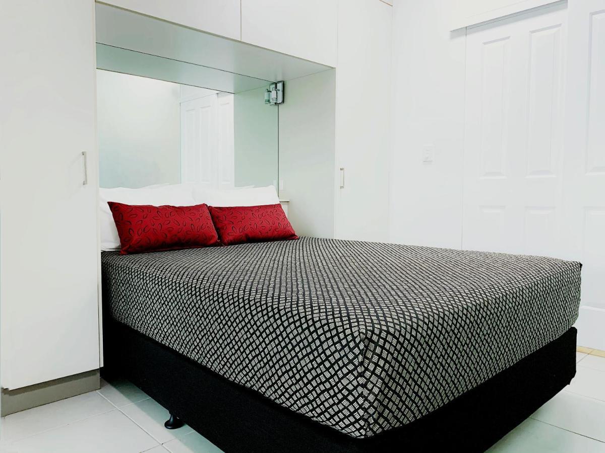 Ramada Suites By Wyndham Zen Quarter Darwin Chambre photo
